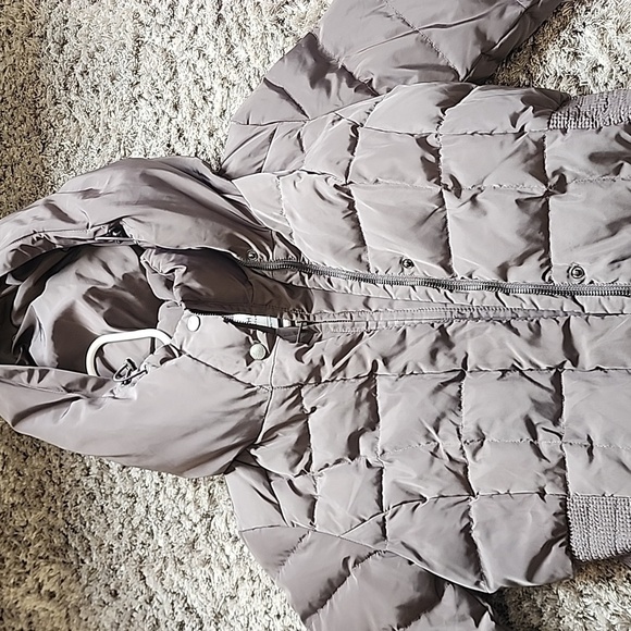 Cole Haan Women's Taffeta Down Coat with Bib Front and Dramatic Hood Size XS - Picture 7 of 16